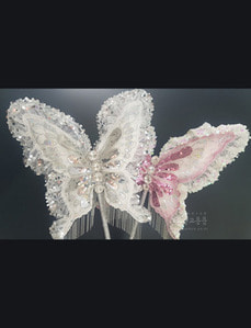 나비 봉 선녀 외부채 (흰색, 분홍) 길이 54cm, 폭 35cm (받침 포함) 낱개